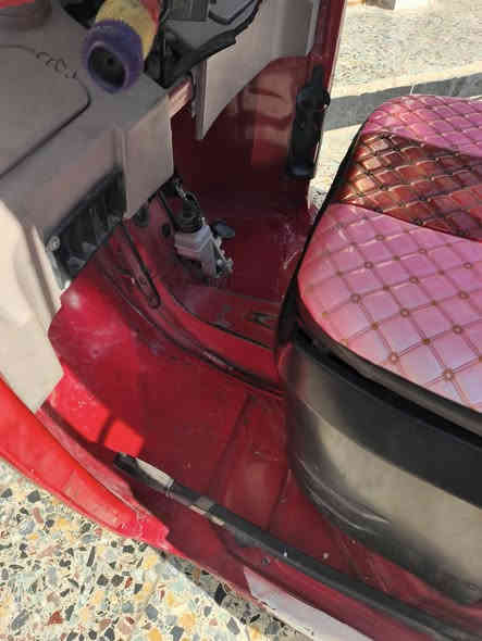 سلام عليكم تكتك للبيع موديل 2017 بشهر 12 يعني 2018 ومكينه مال 2020 مجفت السعر4500 
وبيها مجال للاستفسار الاتصال على هاذا الرقم ***********
المكان بغداد حي نصر
