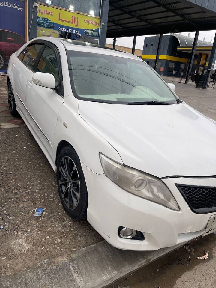 ***********-توێتا کامری مۆدیل 2009 فول مواسەفات سڵاید پێنج پارچەی بۆیاغە گێڕومەکینە بەشەرت-*********** أربيل, العراق
