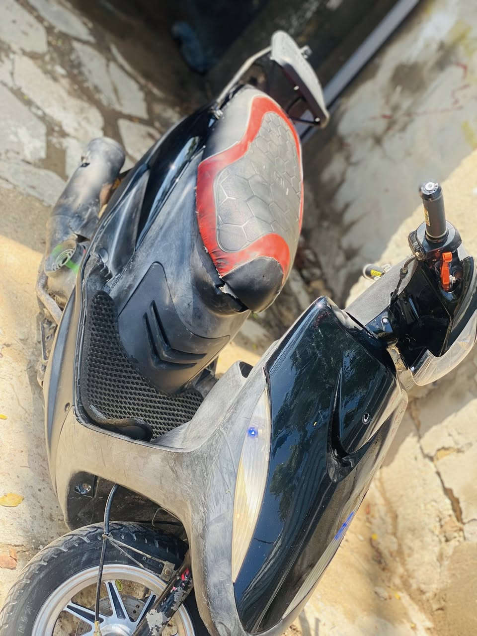 من رخصت مدير الكروب سلام عليكم درجه ماكس لبيع بوشه ٥٥وكلجت رياضي دبلت امامي خلفي جديد كفرت تايوني ابو ختم كهربت شغله تير خلفي قبل يومين شده والمي قيل شهر بنزت جداد درجه خير من الله مديل الفين وثمنه وبه شله شك الكع ومعدل طلع فوك ميه تجي وشوف بعينك العنوان كربلاء طوريج الرقم *********** وخاص مفتوح وشري بي خير ويدل
