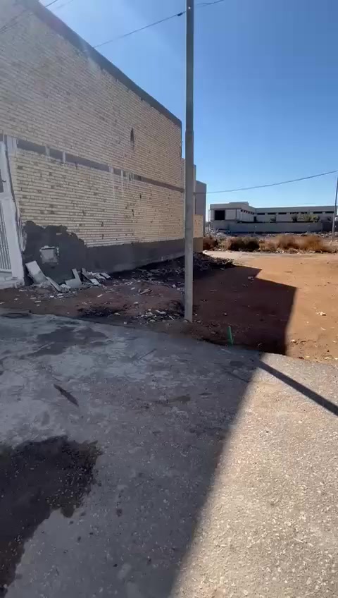 قطعة ارض للبيع مساحة 130 م العنوان 📍 كربلاء حي الإمامين عمود 12 طريق بغداد سايد دخول تصلح سكن او حسينية الاستفسار ***********
ملاحظة ينباع منهة65 وتنباع كاملة
