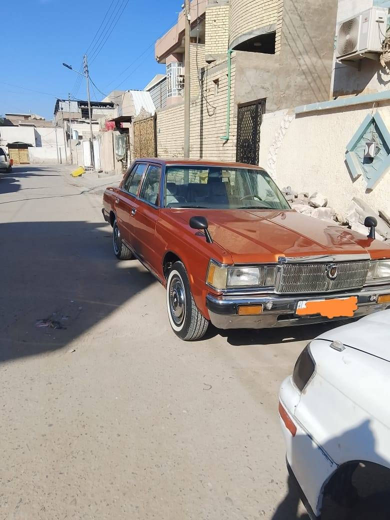 سوبر كراون موديل 82 مكينه بلادي كير اوتماتيك بلادي رقم انكليزي سنويه لل 27 تريد وكاله تريد تحويل السياره جاهزه طخم تاير جديد دلبوب باتري جديد السياره حلوه وجاهزه ترايك لبغداد العنوان البصره حي الاصدقاء علما انه مكلف بالنشر السعر 42وبيه مجال بسيط للشراي ***********
