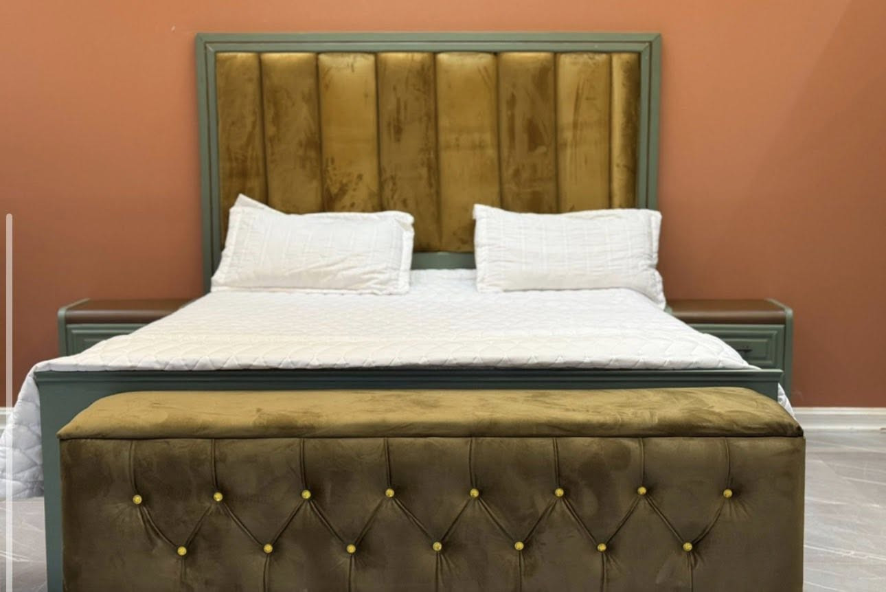 السلام عليكم 🫡 
متوفر غرف كافه 💙
التصميم تركي 
الشغل عراقي وصبغ عراقي ❤️
متوفر جميع الغرف صاج ابيض اوفيات اي لون يعجبك 
توصيل جميع المحافظات معه الشد 
رقم التواصل وتساب 
***********
