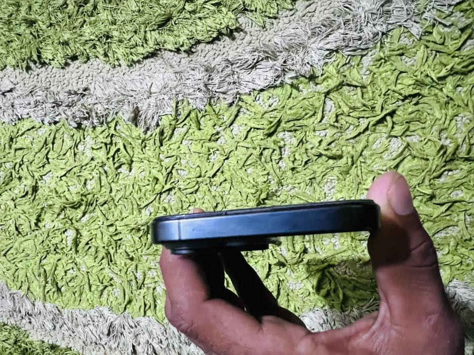 سلام عليكم 15برو ماكس

مرحبا

15 برو ماكس 

ذاكره ٢٥٦

فيس ايدي شغال

سعره 750وبي مجال

الجهاز مبدل شاشة ثلاث خيارات نوعيه زينه

نموذج m شرق اوسط

مكاني ناصريه مركز 

ماعندي توصيل

رقم هاتف ***********

متواجد واتساب
