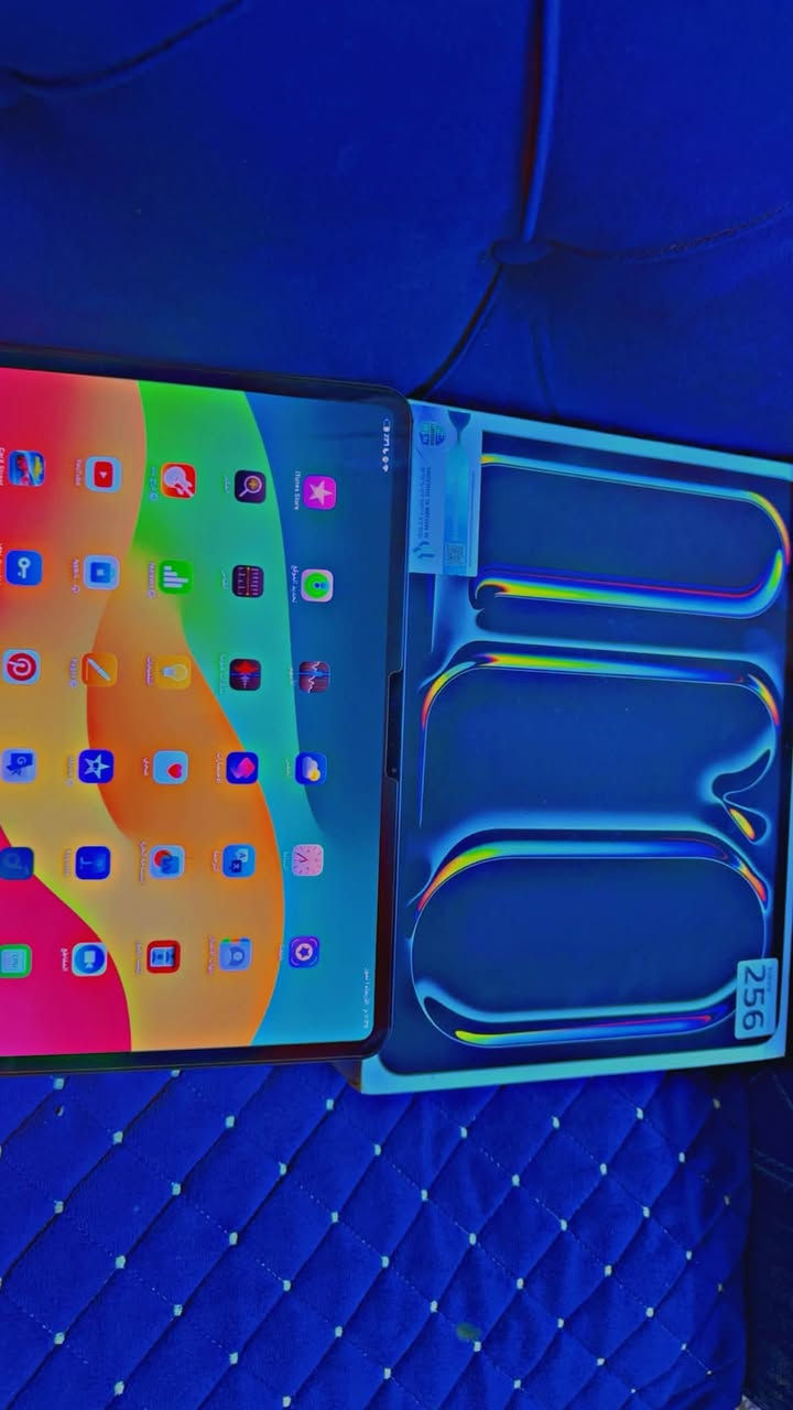 iPad Pro 13-inch M4 (Wi-Fi)
iPad Pro 13-inch M4 (Wi-Fi)

مو ل 11 انج لاا ل 13 انج يعني اكبر من 11 

الجهاز نظيف جداً واستعمال خفيف، أداء خارق بفضل معالج M4، مناسب للمونتاج، التصميم، الدراسة والألعاب الثقيلة. خالي من اي خدش مكفول من كلشي 

ملاحضه :: الجهاز بعده بل ضمان شهر 12 ينـتـهـي

✅ شاشة OLED 120Hz ProMotion

✅ معالج Apple M4

✅ سعة 256GB

✅ يدعم Apple Pencil Pro

✅ بطارية ممتازة 89‎%‎

الجهاز كامل مع العلبة وملحقاته الأصلية حافضه ولزكه شاشه اصلية اصلية . ☑️ 

السعر: مليون و 300  دينار 

مكاني : بغداد شارع فلسطين

للاستفسار متواجد واتساب ورقم فقط  : ***********

رحمة لوالديك لاا تعبني اذا مو شراي
