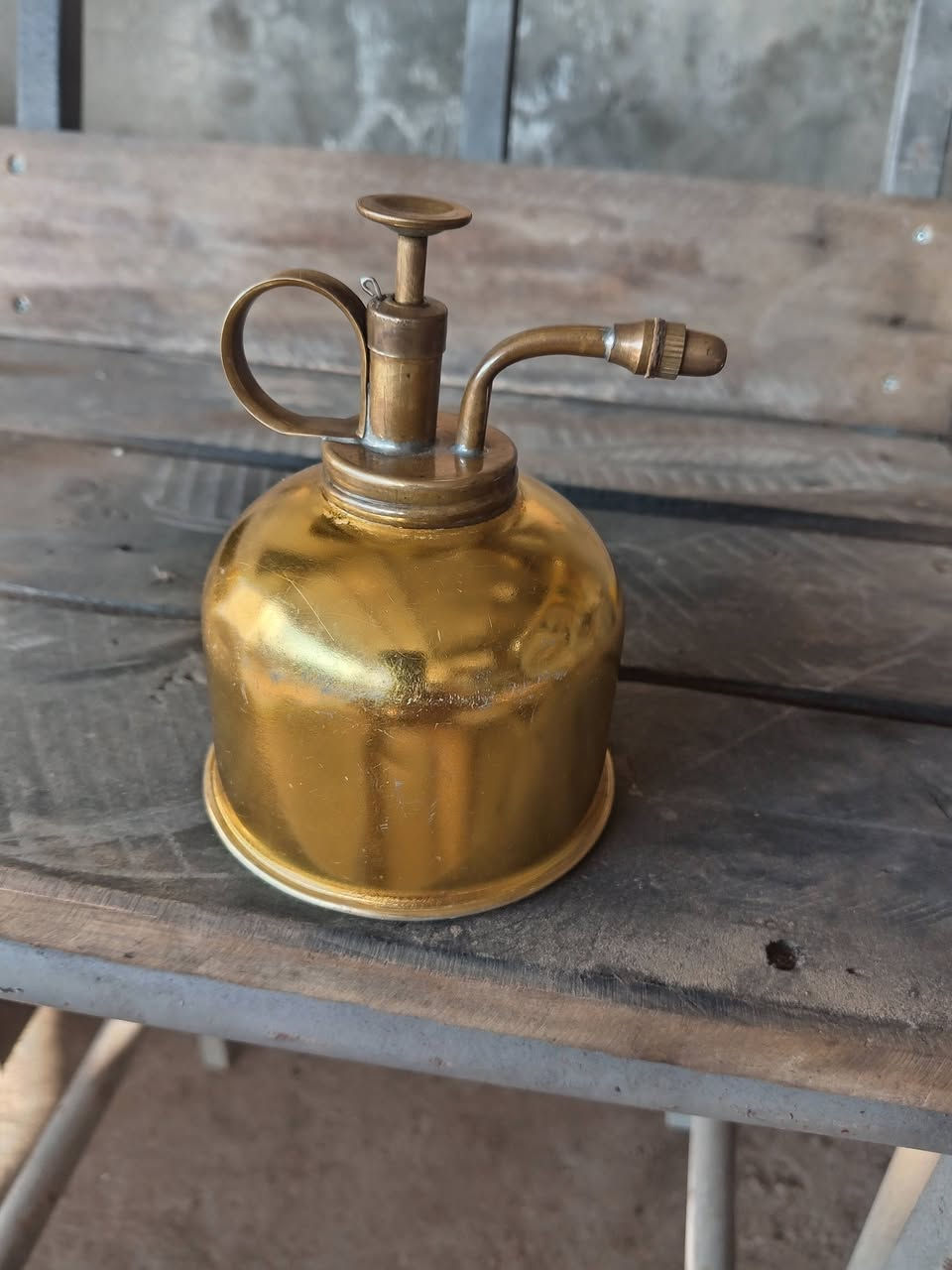 يغدان ياباني براص السعر ٢٠ الف للاستفسار ***********
