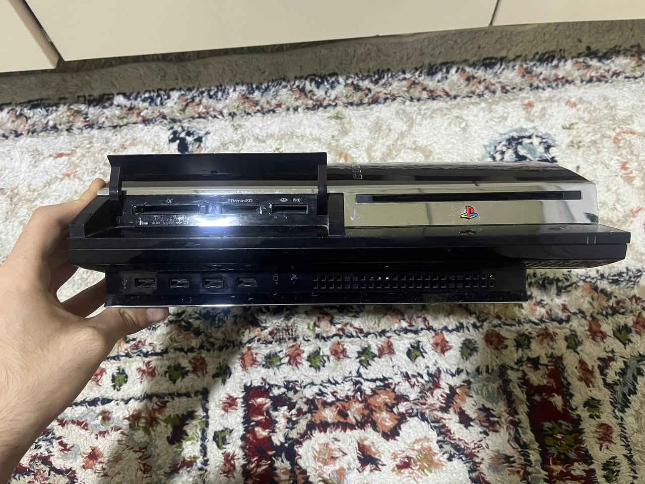 Playstation 3
جهاز نضیف جدا کامل ملحقات جهاز مفتوح للتنضیف فقط مودیل جهاز CECHA12 یعني بي بلي ٢ Emotion Engine و ذاکرة ٦٠ کیکا و بي واحد یدة اصلیة و یدة مکان شاحنة مسوي علی USB C 
سعر بلاش ب ٧٥ الف نهایة
توصیل مجاني


**إذا كنت صاحب هذا الإعلان وتريد حذفه لأي سبب، رجاءا أرسل رسالة إلى الدعم الفني**
