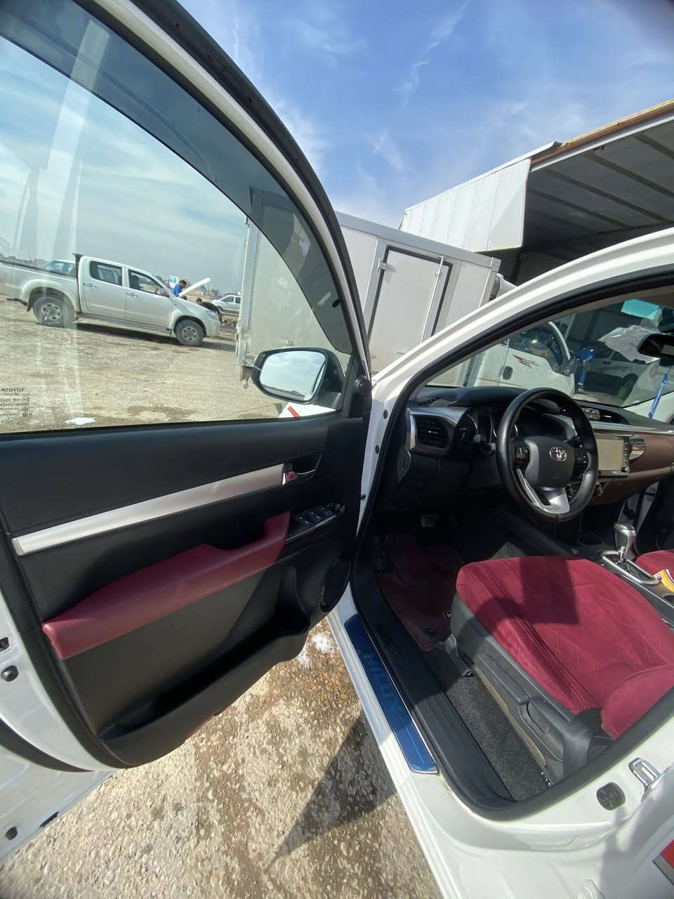 السلام عليكم اخواني بيكم 2024 مكفوله ماشي50جديده كلش تماتيك فول للخير بصمه مكان بصره زبير الرميله شماليه *********** سعرهه 295 بيهه مجال قليل
