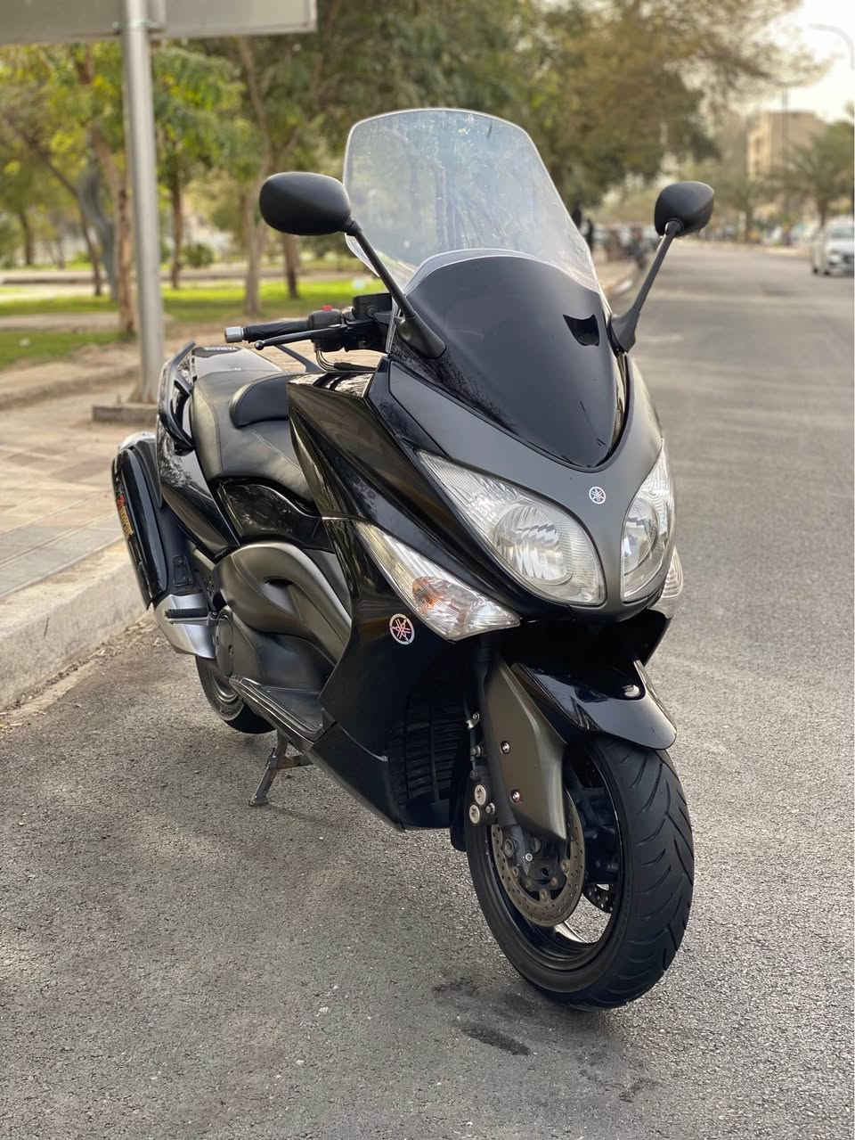 سلام عليكم تي ماكس لبيع كفاله عامة 
ماشيه 33
عنوان بغداد شعب 
السعر 35$
*********** بغداد, العراق
