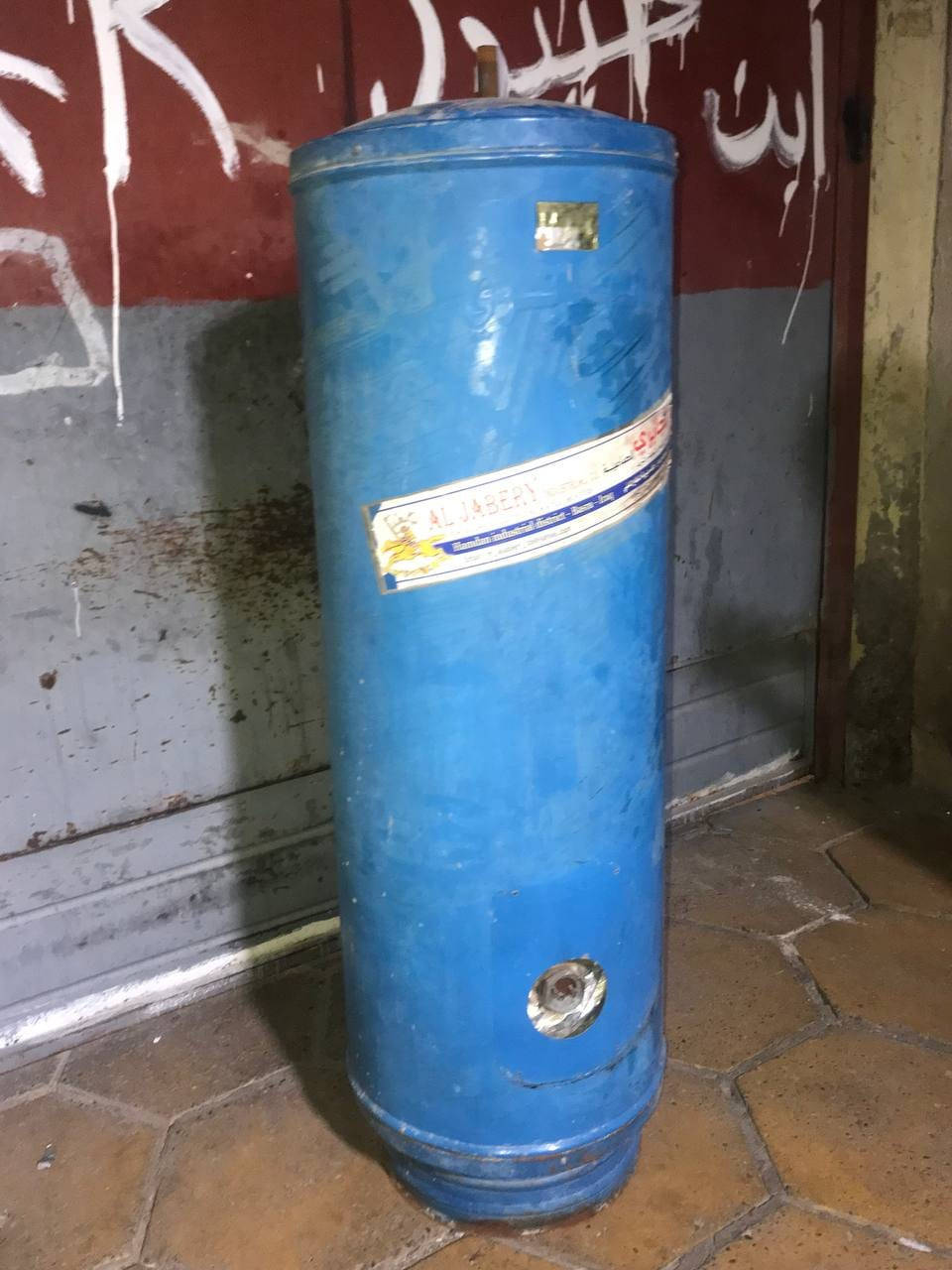 السلام عليكم كيزر للبيع نوعيه الجابري كلش نضيف وقوي الاصلي 180 لتر مشتغل موسم واحد العنوان البصره القبله السعر خاص


**إذا كنت صاحب هذا الإعلان وتريد حذفه لأي سبب، رجاءا أرسل رسالة إلى الدعم الفني**