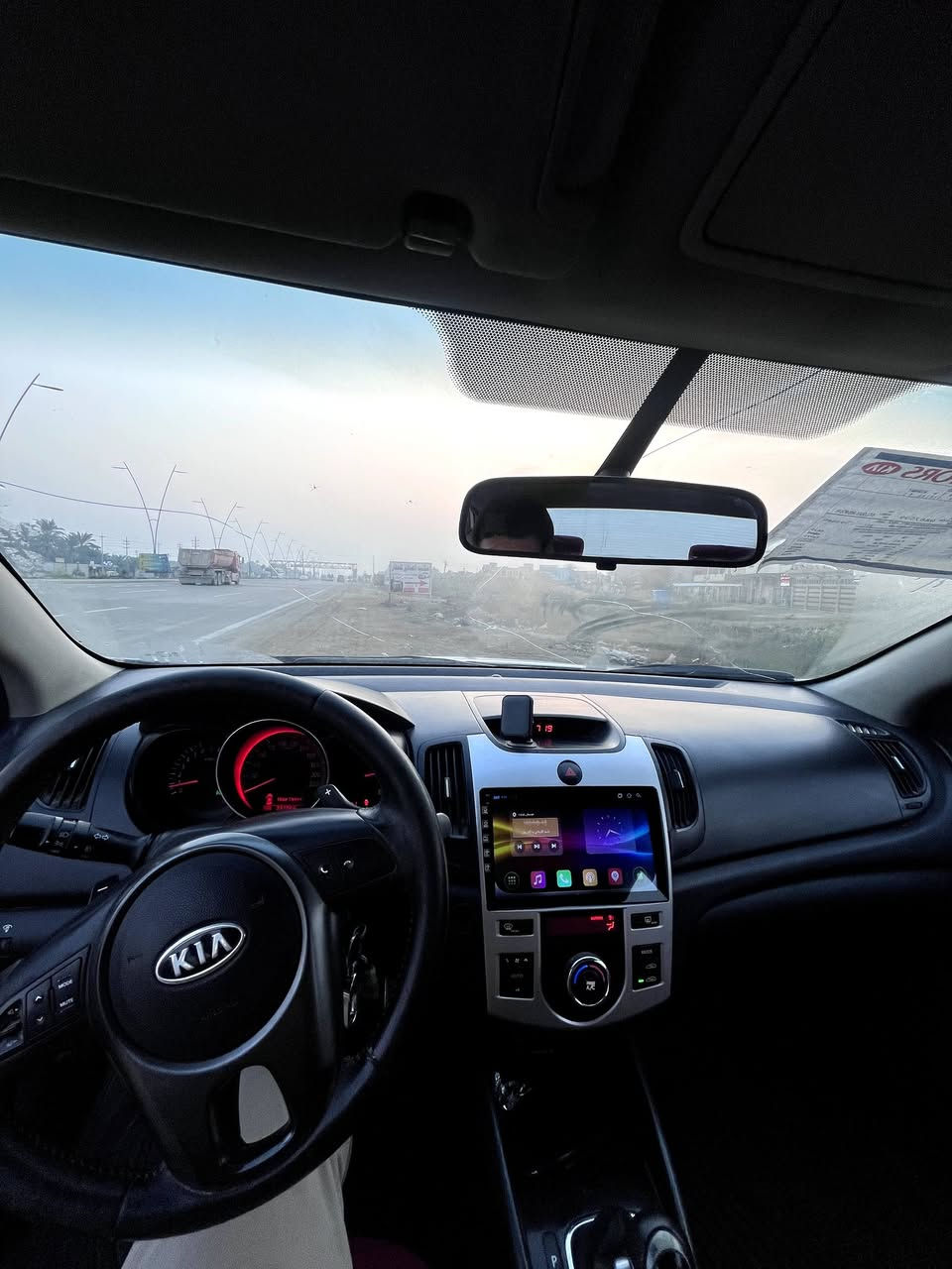 يا الله كيا سيراتو خليجي 2013..
مري شفط اشارة رفيعة تبريد بيانو شاشة كبيرة حساس خلفي تحكم ستيرن گير ومكينة بشرط هزة ورقم الدولي الجديد السونار مرفق بالصور.. العنوان ديالى بعقوبة 
الرقم : ***********
