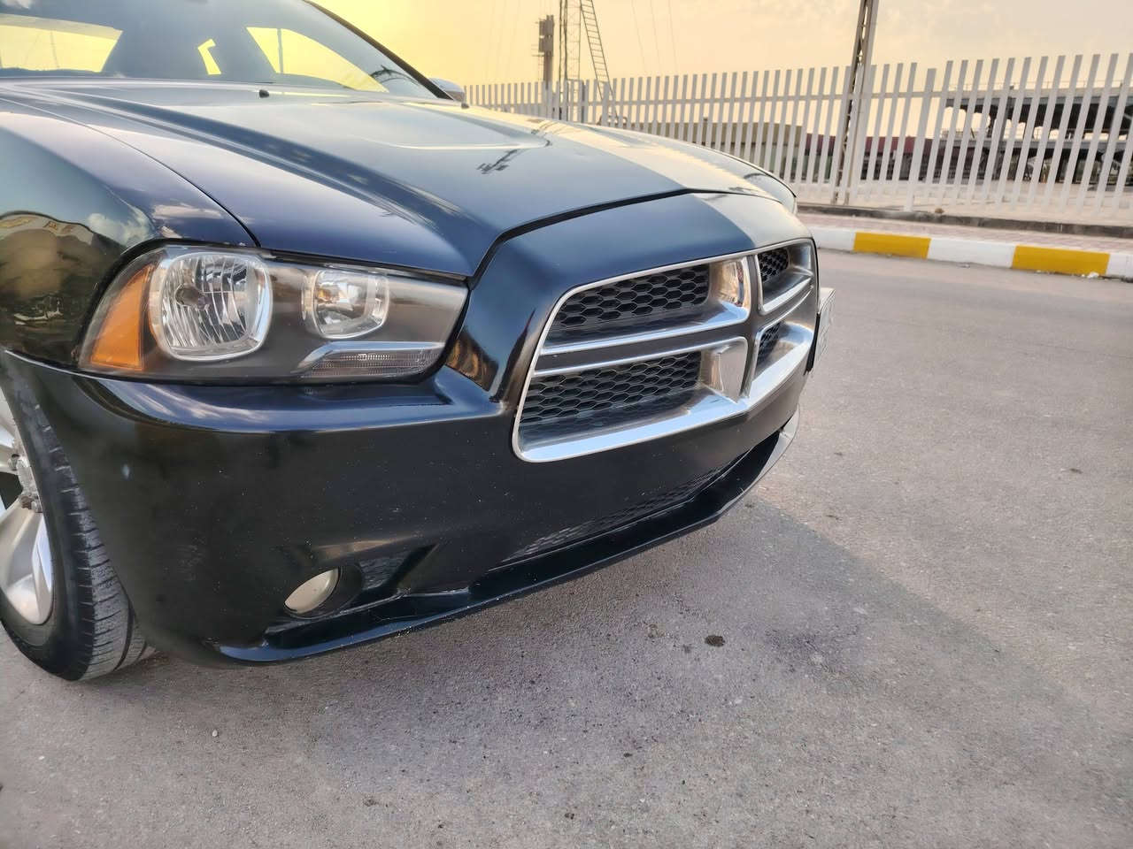 السلام عليكم جارجر 2014 اصل بسمي محرك 3600 دواخل عسلي حادثها جاملغ وبنيد وبيها مكانات صبغ اثر شخوط سياره جاهزه نقصها بس تورباين السعر 143 وبيها مجال بسيط مكاني ذي قار مركز ***********
