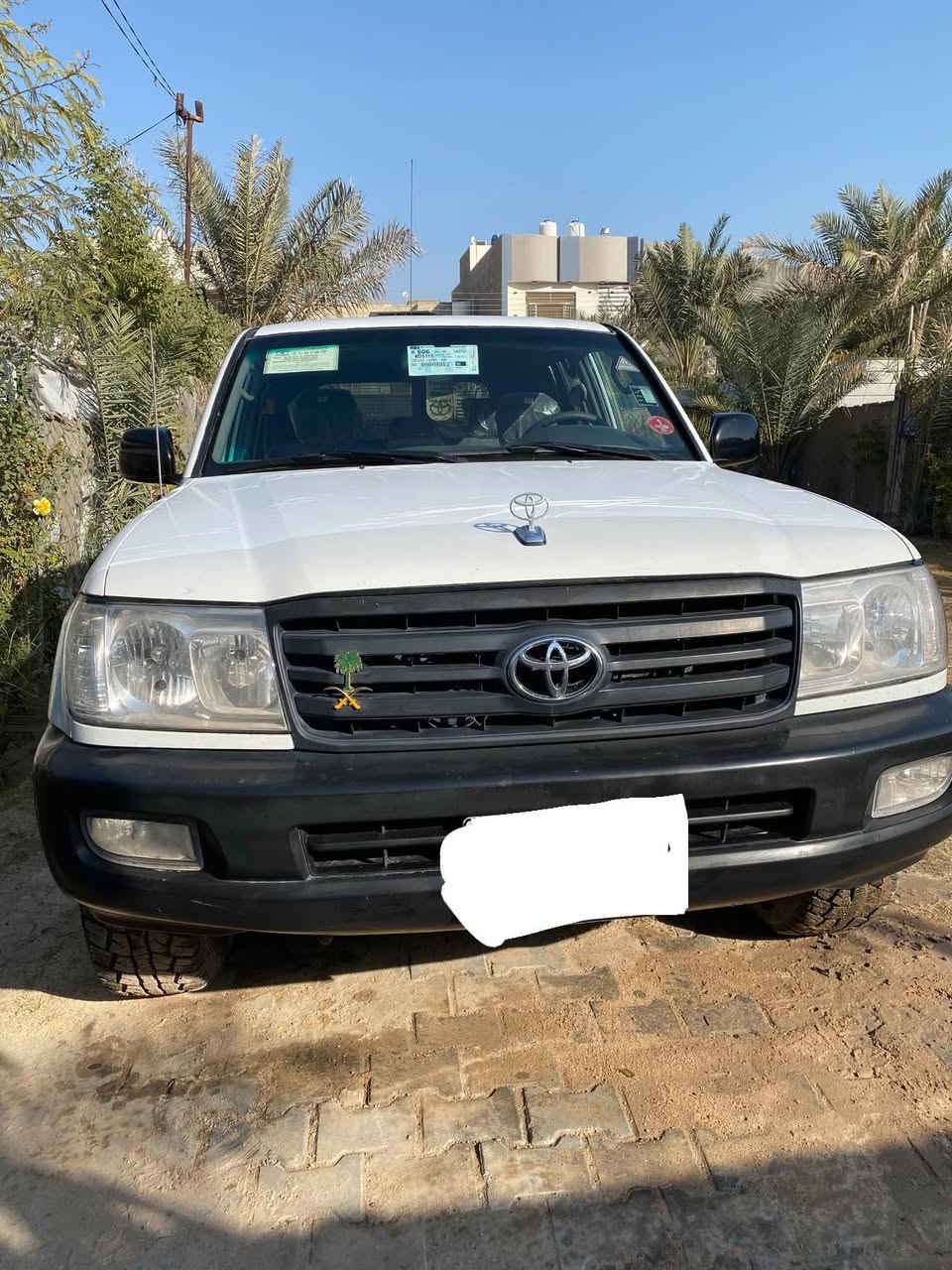 (بسم الله الرحمن الرحيم) السلام عليكم
ماشاء الله 

اخوان لاندكروز موديل 2000 كفاله عامه من النوادر 

سيارة جديده حيل وحلوه سلك فول عادي 

1-دبل سبير 

2-دبل تانكي 

3-دبل باتري 

4-تخم ويل 17 ياباني اصلي 

5- تخم تاير حجري الاصلي 

6 -باتري جديد 

7 -تبريد ثلج غاز وفريز جديد 

8- تدفئه وكهربائيات شغاله 

9-منضومه  LED زنون 

10-سلف جديد 

11-حداديه جديده 

12-گير لوگير مكفول وشرط الشغل 

13 -مكينه جديده ومكفوله الحمد الله  

14 -سياره اصولي اصولي اصولي شرط حاسبه بغداد 

سياره گير عادي المرغوب طبلات امامي مو اكسن فقط 

الخلفي اكسن المرغوب 

15- السياره دبل گاعيه مسويلها جلد والگاعيه الاصليه جوا الجلد وفرشات قماش فوك الجلد شغل درجه اولى  

16- السياره عليها بردات تفصال تخم .

15- دواخل كارتون رقم اربيل وكاله او مداور حاضر  مكاني نجف والسياره مكلفتني اكثر من سعرها استخدام ثانوي واگفه السياره لا بر ولاكشتات وبالعافيه على الياخذها ❤️

والشراي يتصل  بي خير ويدلل 

***********
