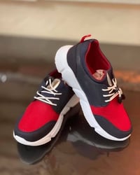 فرصة مميزة لأصحاب المحلات أو لمن يرغب ببدء مشروعه 👶🛍️ ✔️ ملابس أطفال (...