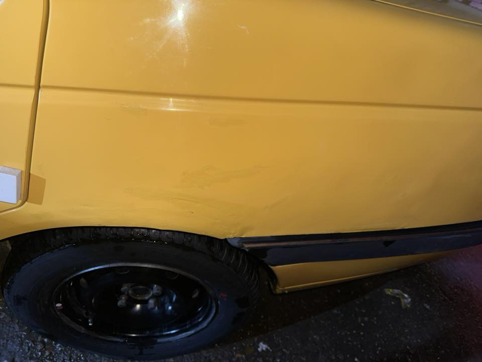 اعادة نشر بسبب الوعود الكاذبة 
عمي رحمه الهلكم انتو جماعت ال30ورقه صدك تحجون تكسرون بحلال العالم الله وأكبر 

بيجو اكد موديل 16

كير مكينه مكفولات بيه بارد بلباب قليل والجاملخ الخلفي مال السايق السياره جاهزة من كلشي مامتعوبه السياره قليل طالع بيه 

ارقام إنكليزي سنويه لحد ال30

هزه جديده مصفره هيئة وغرامات جاهزه من كلشي 

👈مكاني بغداد 

عارضة 50$وبيه مجال للطيبين رقمي ***********
