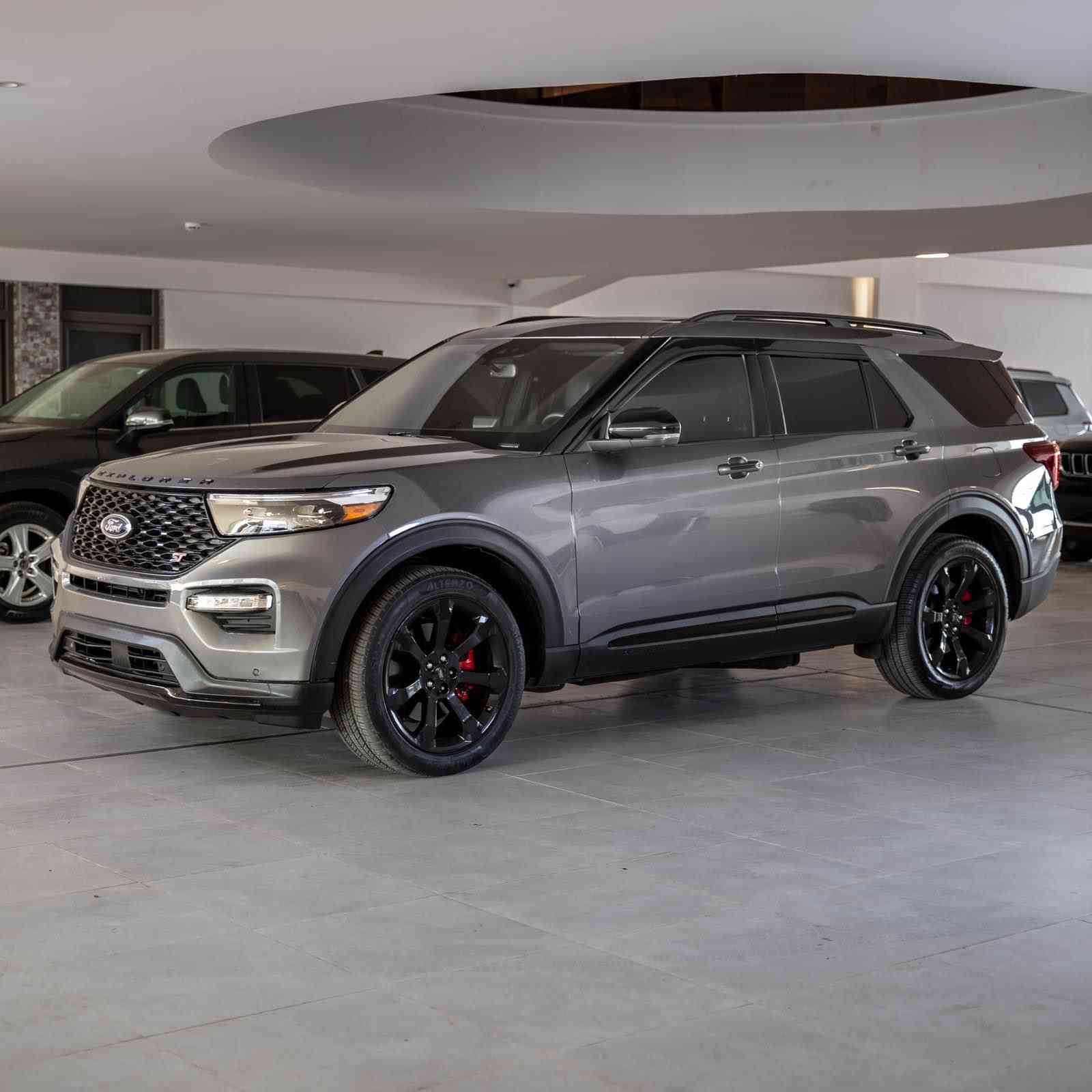 سڵاوتان لێبێت 
فۆرد ئێکسپلۆرێر ئێس تی مۆدێل ٢٠٢٣ 
سەیارەکە نمونەیە لە جوانی تەنها ٢٣،٠٠٠ مایڵ ڕۆشتووە  گێڕ و مەکینە و کارەباییات بەشەرت 
مواصەفات:
کامێرای دواوە 
کوشن جلد
پانۆراما
سندوقی کارەبایی
کامێرا ٣٦٠
حەساس
گەرمکەرەوەی کوشن
ساردکەرەوەی کوشن
سڵاید
بەسمە
دیاریکردنی خێرایی
ئاوێنە کارەبایی
شاشە
ئاوێنەی ڕادار
٨ پەڕەشووت
لایتی پێشەوە زینۆن
سوکان هیتەر
ئەپڵ کارپلەی
شەغال
سێ ڕیز کوشن

نرخی ٣٤٠ وەرەقە و مەجال
ژمارەی تەلەفون:***********
واتساپ،ڤایبەر✅ السليمانية, العراق
