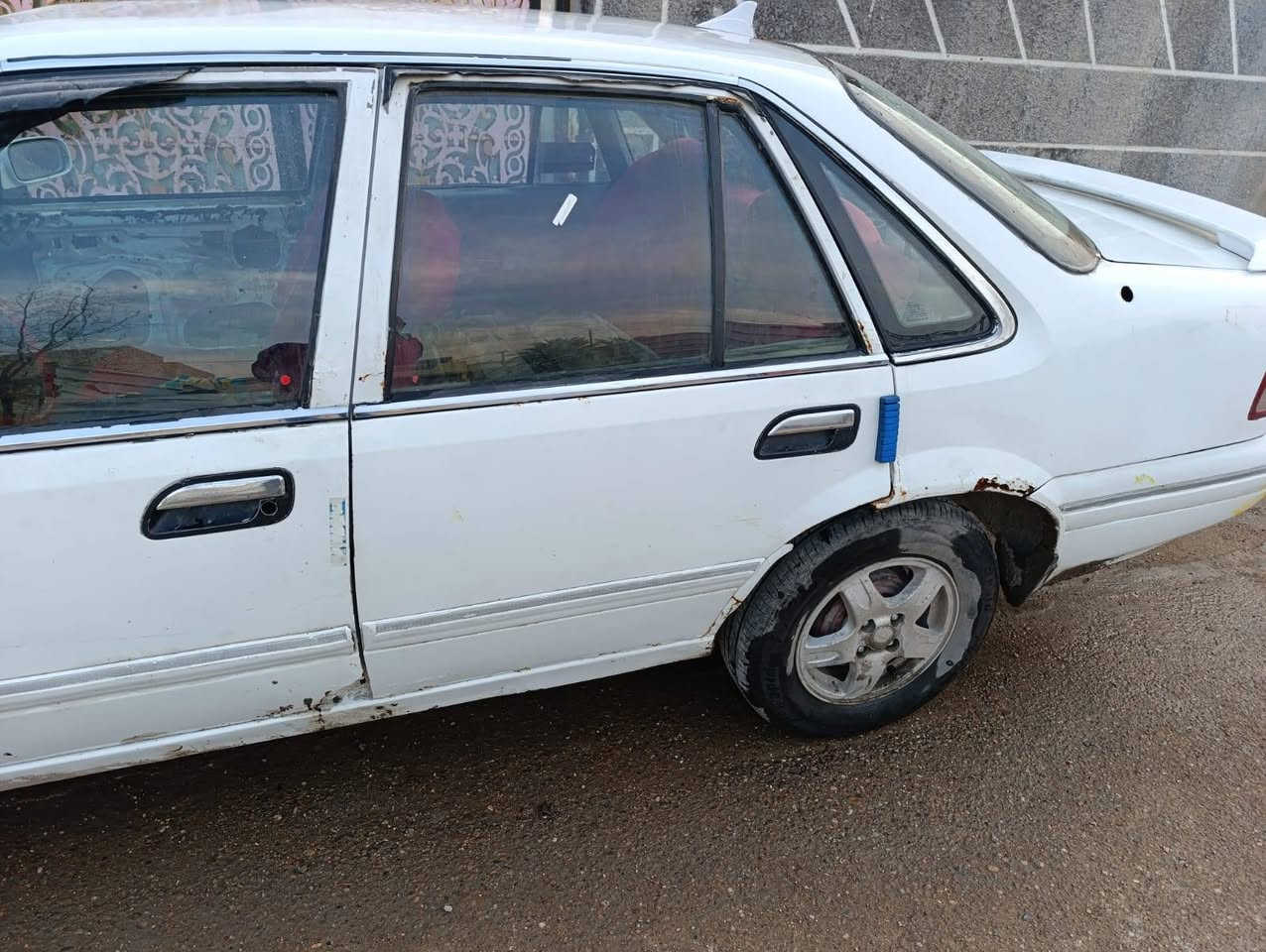 للبيع برنس فراشه موديل 96 لون ابيض رقم انكليزي بسمي مكينه وكير اتوماتيك مكفولات رقم بابل سعرها 28 ورقه بيها مجال حق الجيه العنوان بغداد حي اور *********** مارد على التعليقات الشراي يتصل اني خادم للطيبين
