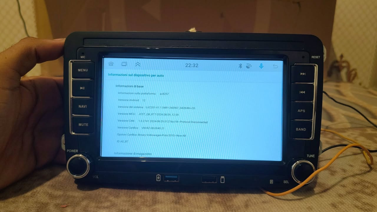 الشاشة مخصصة لسيارات فولكس فاجن  او جيتا التالية (بحجم 7 إنچ):
الذاكره128
الرام6
ادرويد12
باقي التفاصيل بالصور او الفديو كما موضح لكم

سعر75 وبي مجال قليل
يتوفر توصيل لكل المحافظات

للحجز ***********
