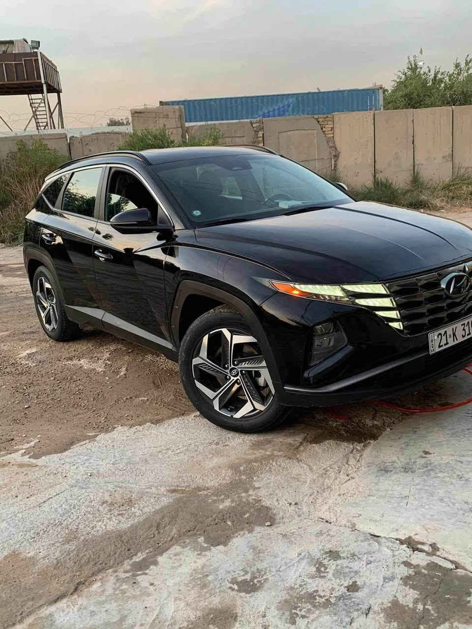السلام عليكم توسان للبيع 2022 لون أسود وارد أمريكي فرل مواصفات محرك 2500 السعر 190 وبيه مجال مكاني بغداد الدوره شارع 60 الاستفسار ***********
