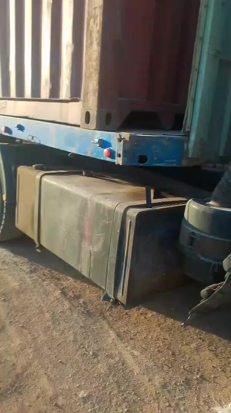 السلام عليكم
عربانه اوربيه ٣ دناكير مكفوله من كلشي 
تخم تاير بريك كهربائيات كلشي ما ناقصهه 
السعر 35 .  ‏‪***********‬‏
