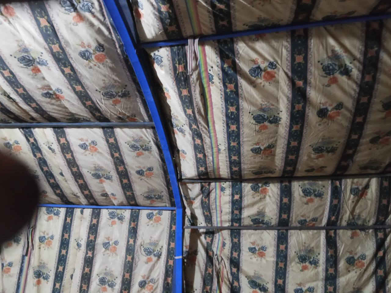 جادر للبيع شبح 5قواس قماش 70باميه بدون باب سعره 600وبيه مجال بغداد زعفرانيه ***********
