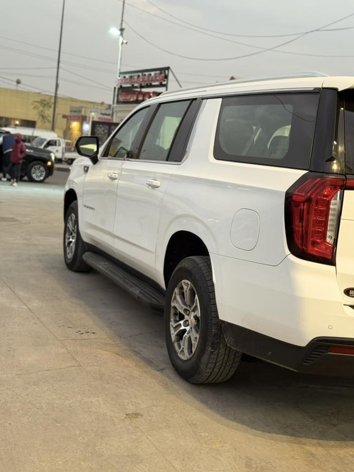 سلام عليكم  من رخصت الادمن. جمسي 22امريكي حادثه موجود بل منشور قطع وحده ماشي 200ك السياره نضيفه وحلوه التعجب السياره يخابر ويدلل رقم راعيه ***********
