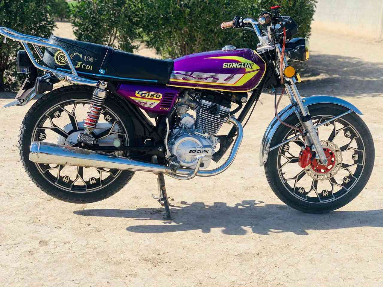 السلام عليكم دراجه سفانه للبيع موديل 25 أوراق كامله كهربائيات كله شغاله دراجه صاله شهر من طالعه من الوكيل كفاله عامه اي نقص مابيه لون مميز بصمات تشغيل عن بعد عداد  كتروني رزانه فول نهظه فول السعر 775 وبيه مجال اتصل وبيك خير وتدلل *********** وبيه واتساب
