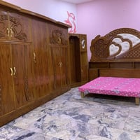 من رخصت مدير محترم غرفه نوم خمسه ملحق بعده جديده استعمال شهرين ضهر جرج...