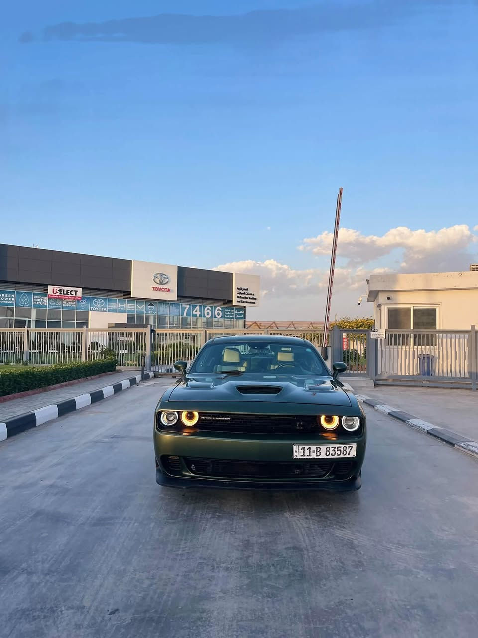 جالنجر 2019   SXT السعر $129
مكينه  3600  ماشيه  78mi
حادثه جاملغ وبنيد وبيه قطع
 صبغ  مكانه ديوانيه  مركز 
***********
