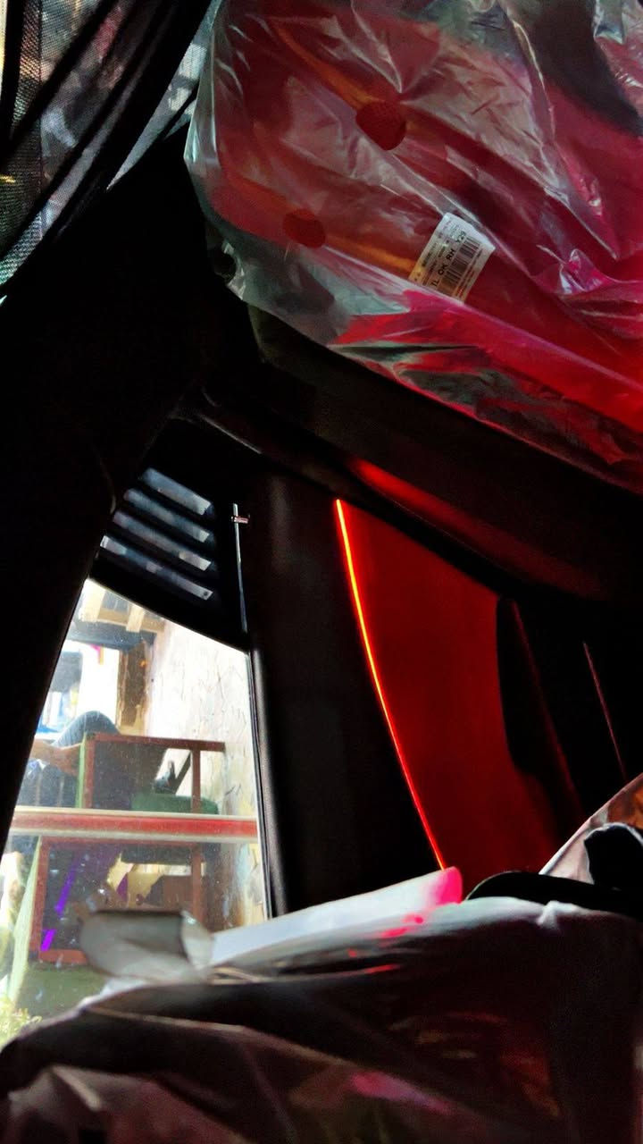 السلام عليكم جارجر مديل 16اصل  تغير لون بدون حادث بدون كل ضربه مصبوغه فقط من الخارج من الداخل بلادي شاصي لغد ارباك كفاله حادثها سرقه بدون ضربه مكينه 3600 ماشيه (160k)مواصفات السياره فول عده الفتحه شاشه جبيره كاربلي شفتات ستيرن كامره كير طياره كشنات جلد تبريد تتفئه كير مكينه برغي ما مفتوح بيهن اكسل حداده تخم تاير كله جديد كل نقص ما بيها ولسياره بيها سونار جديد اليوم ماخذه كل التفاصيل ذاكرها لا تخابرني وتكلي شبيها مكاني ديوانيه قضاء الحمزه ***********
