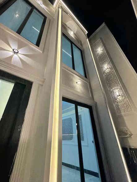 📢إعلان رقم: (590)
 على شارع العقار 10M
📌 الموقع: [حي عدن]
🏠 النوع: [دار  طابقين]
📐 المساحة: [100M]
📄 السند: [سند طابو رسمي / ملك صرف ]ا
لسعر :175 مليون مع بعض مجال 
المحتويات ستقبال  مطبخ حار وبارد مجموع الغرف3 نوم مع الملحقات مجموعة صحيات_____________________________⚜️عقارات دار الخير ⚜️‏‎📍العنوان : كركوك_ حي عدن_ بداية سايدين مقابل مول متوكل —————————————————-‏‎📞ابو اوس***********
أحمد  ***********
