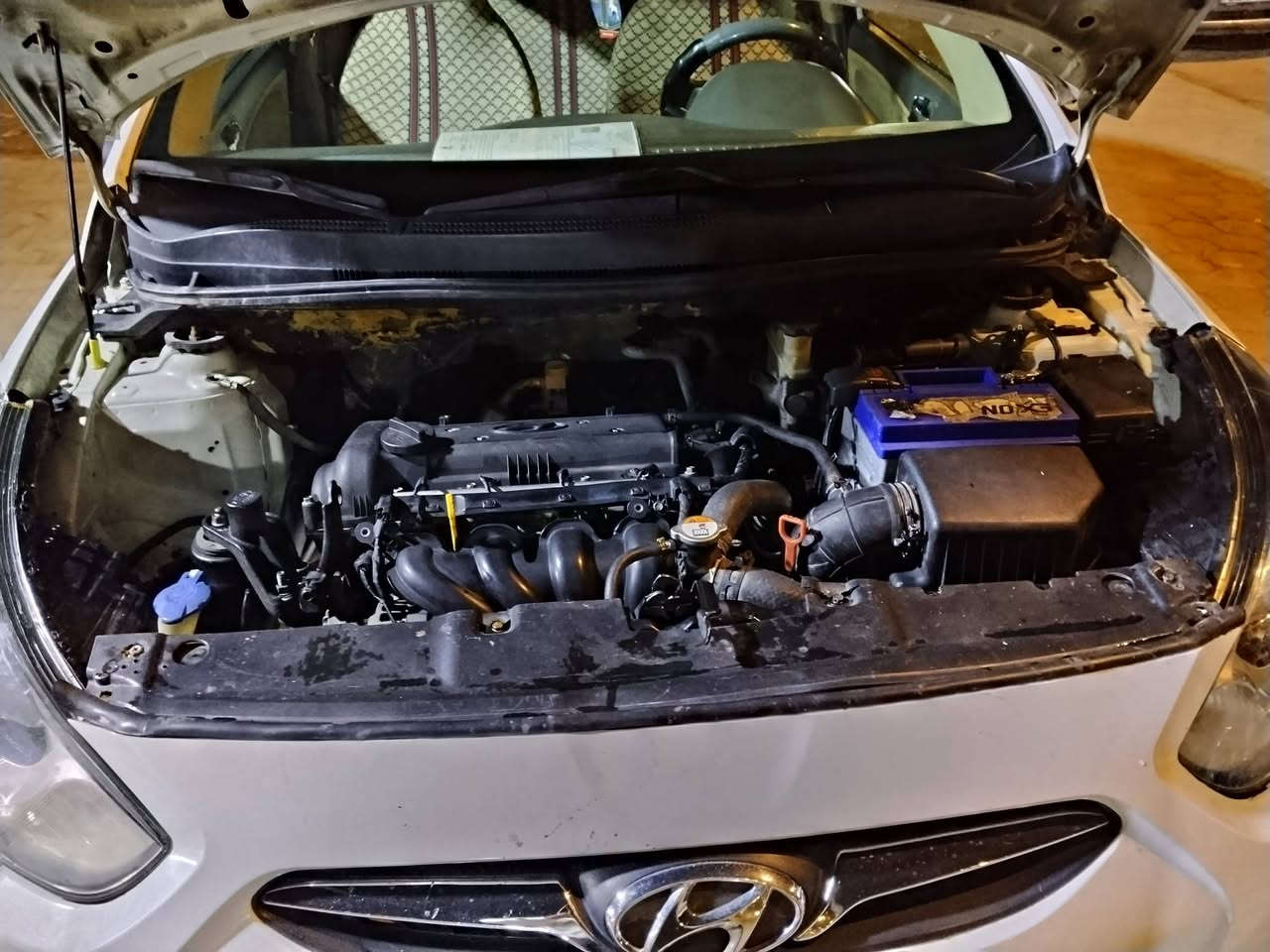 سلام وعلكم اكسنت للبيع موديل 2011 سعر 88ورقه سياره جاهزه تدفه تبريد محرك كير على شرط نجف حي نداء ***********
