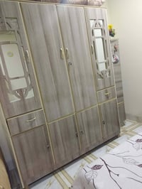 غرفه مستخدم قليل كلش نضيفه 325سعره07732500277