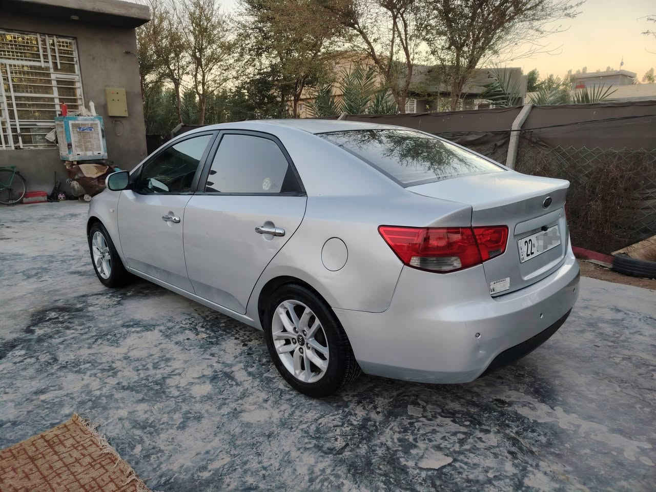 سيراتو فورتي 2009 خليجي رقم اربيل انكليزي شرط تحويل مكينه 1600 دوش كير اوتوماتيك ويل كب 4 دسك تبريد شغال منضومة مبدله جديد  شاشه أندرويد كامره خلفيه ارضيه جلد فتحه تخم تاير جديد حداديه نضيفه سياره مكفوله من الضربه ولتبديل بيها صبغ الشفه مال البنيد  ولجاملغ الخلفي الايسر بس رش بدون معجون ولباقي مكفول ابيع صبغ قطعتين بدون معجون
السعر ٨٥ وبيها مجال
***********
 ***********
