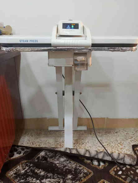 مكواه كهربائيه للبيع السعر ٦٠ الف ***********
