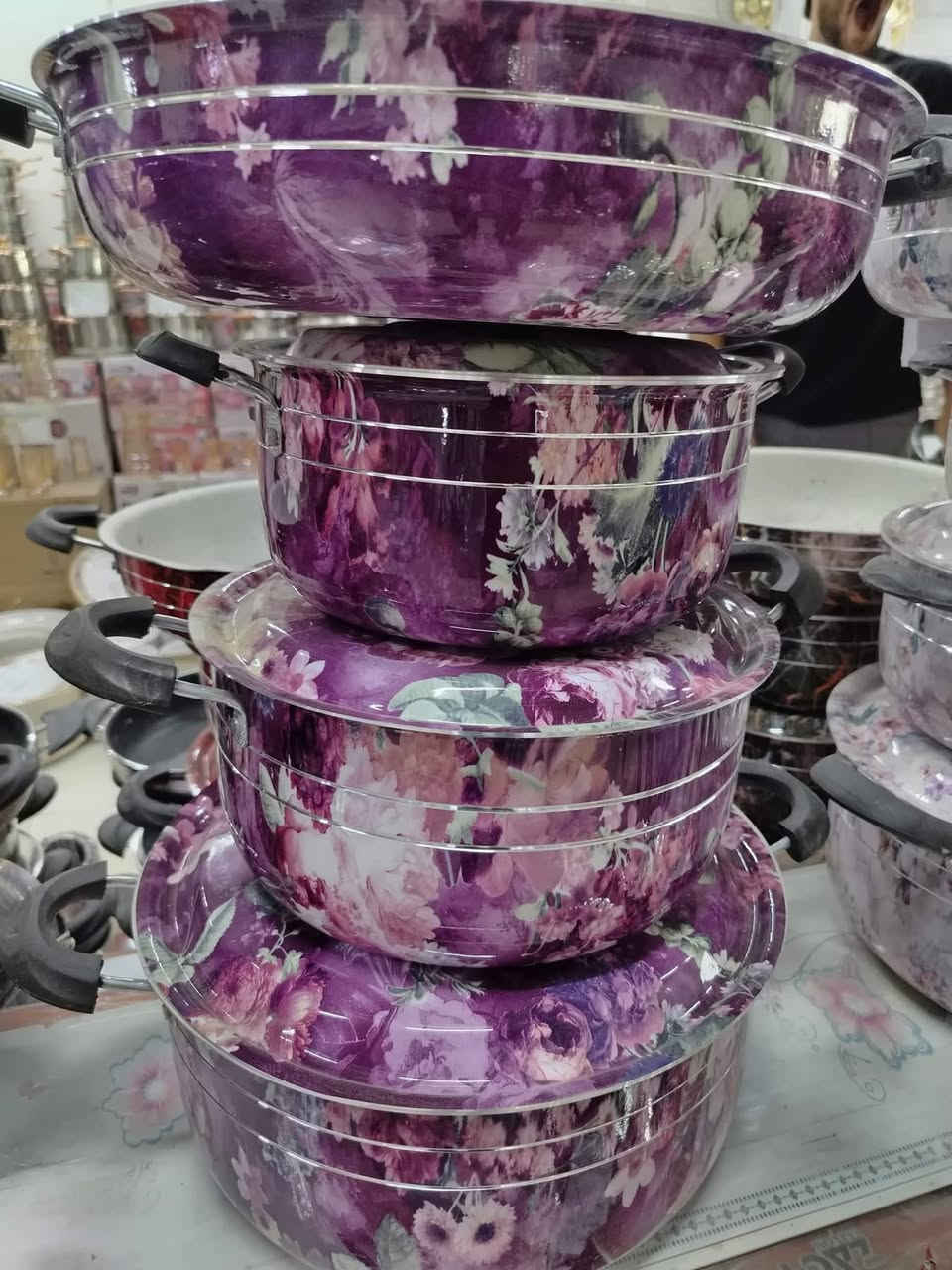 ❤️❤️❤️كدر مشجر رباعي ❤️❤️❤️
📏📏📏28-26-24-22📏📏
😍😍😍نحن ارخص في العالم 🌍 
سعر سيت كامل 25 الف
يوجد توصيل 🚚


**إذا كنت صاحب هذا الإعلان وتريد حذفه لأي سبب، رجاءا أرسل رسالة إلى الدعم الفني**