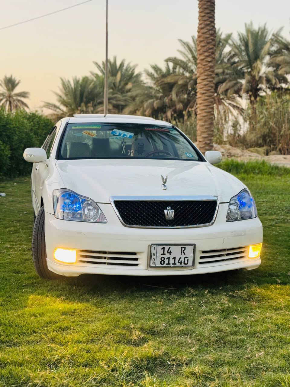 للبيع: كراون شاهينة 2004 (شاصي 82 المرغوب) 🇯🇵
السلام عليكم.. للبيع ملكة النظافة، سيارة مال جناي ومكفولة من كلشي:
​🔹 المواصفات الفنية:
​الشاصي: 82 (الأصلي والمرغوب).
​النظام: (3 دكم) شغال وجاهز.
​المحرك والكير: بشرط الفحص والكفالة العامة.
​🔹 الأصوليات والقانونية:
​الكفالة: مكفولة كفالة عامة (من القص، ونقل الجثة، وكافة الأصوليات).
​القرار: قرار 48 (كاملة ومكملة).
​الرقم: بصرة ألماني (إنجليزي).
​السنوية: باسمي، والتحويل "ثاني يوم" بشرط.
​🔹 ملاحظة: السيارة نظيفة جداً وباقي المواصفات غنية عن التعريف، والسيارة غراضها كلها أصلية.
​💵 السعر: 165 ورقة (وبيها مجال قليل للجادين).
📞 للاتصال والاستفسار: ***********
