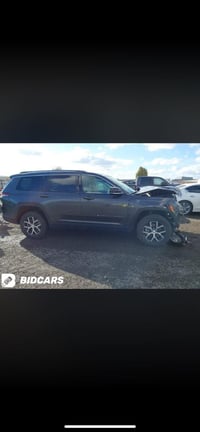 جيب كراند شيروكي لمتد فول مواصفات ✅2024✅  ✅مده الوصول من 30 الى 45 يوم...