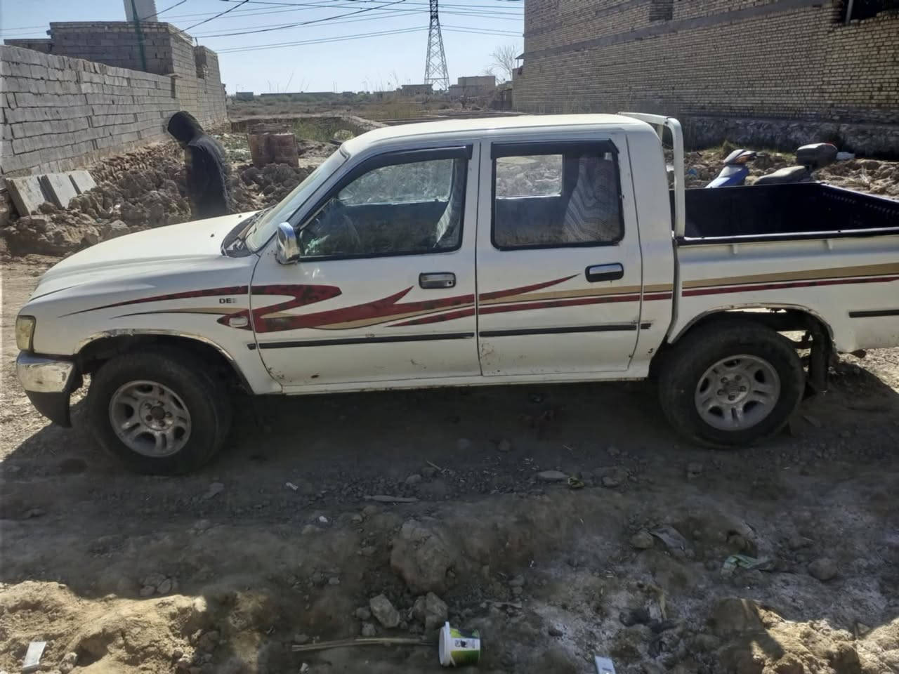 سياره للبيع دير مديل 7 كير محرك خير من الله تخم تاير جديد باتري حدادينه جديده جديدغرفته حلوه استوني امسوليه صيانه تبريد شغال عوزه بس غاز بيه صبغ قليل سعر السياره 36 مطلوبه 4اوراق ينزلن   من سعره تجي تشوف العينة مكانه السماوي قضاء الرميثه امداور يمته يعجبك الشراي يتفضل يتصل على الرقم *********** بيه واتساب
