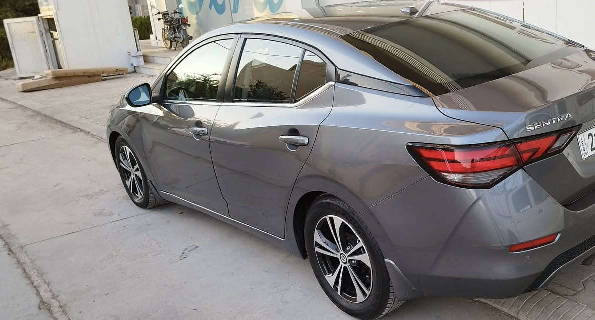 سلام علیک
نیسان سینترا sv2021
 مواصفات معروفة كامل بدون فتحة

بدون صبخ قطعتين تبديل بلادي بدون دواخل بيها شوية بارد نص دوسة ساىق  صبغ سيارة جاهز بدون مصرف 

سعر 135 

مجال بسيط ماشي 40 ميل 

ت ***********
