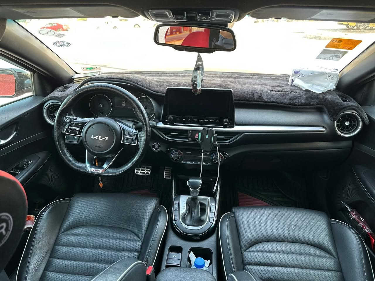 للبيع كيا فورتي جي تي لاين 2022  فول مواصفات1/1 لون مميز مشمشي
ماشية 54 الف mi

رقم اربيل دولي

مواصفاتها :

⭕️ بصمة

⭕️ تشغيل عن بعد

⭕️ محرك 2000 دوش المرغوب

⭕️ صندوق ذكي (مجرد تتقرب منه ينفتح تلقائياً )

⭕️ فول تحكم استيرن

⭕️ رادارات جانبية

⭕️ حساسات امامية و خلفي

⭕️ كشنات جلد gt line

⭕️ تبريد لمس وقطعتين

⭕️ مناخ منفصل

⭕️ شاشة كبيرة (GT Line بلوتوث وكار بلاي )

⭕️ كاميرا دوارة

⭕️ طخم تايرات جديد

⭕️ شاشة اعطال

⭕️ المحافطة على المسار

⭕️ قيادة شبه ذاتية

⭕️ ستيرن حرف D

⭕️ نظام النقطة العمياء

⭕️ إنارة ترحيبية بمجرد التقرب من السيارة

وبعد بيها هواي مواصفات

ضررها دعاميات فقط 

🔴الضرر صورة الشاصي مرفقة بالمنشور

 السعر 172

***********
***********

