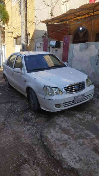 سلام عليكم جيلي للبيع ٢٠١٣ سياره عضمتها حلوه محرك ١٦٠٠ بلادي حداديه جديده تخم تاير تبريد تتفئه كله شغال سعرها ٣٣ وبيها مجال مكاني بغداد الحريه رقم تلفون ***********
