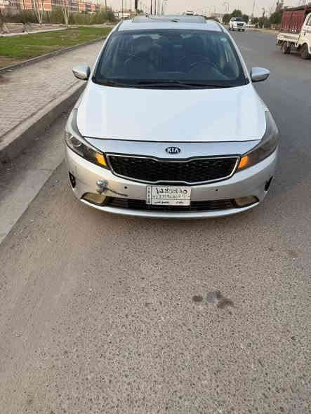 السلام عليكم
فورتي ٢٠١٧ وارد امريكي فول مواصفات 
بنيد فقط حادثها (باقي السيارة مكفولة ) 
محرك 2000GDI (مامفتوح) 
رقم بغداد تحويل مباشر 
ماشية ١٨٠ الف km 
السعر ١٢٠ وبيها مجال 
للاتصال : ***********
