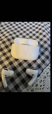 سماعه ايربود برو سماعه ايربود برو 📱  نضافه 96‎%‎  بطاريه 100‎%‎ شحن يط...