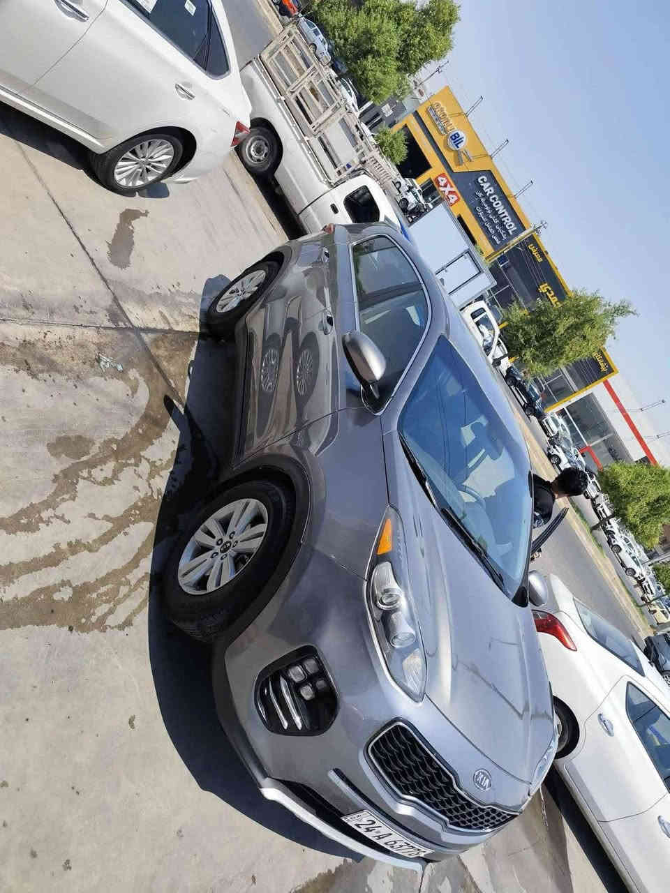 سبورتج وارد امريكي2017
رقم دهوك ، مكينة 2400 
السيارة مال جناي 
جاهزة 
مواصفاتها حلوة 
حادثها موجود بصورة السونار
تريد وكالة او تحويل 
السعر المطلوب 149$
***********
