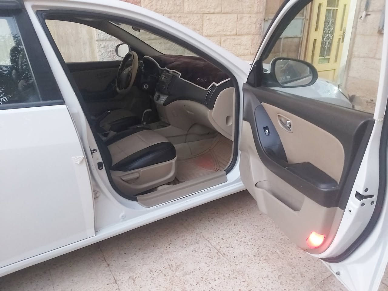 للبيع افانتي مديل ٢٠٠٧ رقم بغداد بسمي مشروع وطني تحويل مباشر بيها ٣ قطع السياره نضيفه كلش مابيها اي نقص تبريد ثلج السعر ( ٩٥ ) بيها مجال بسيط الشراي يتصل / ***********
