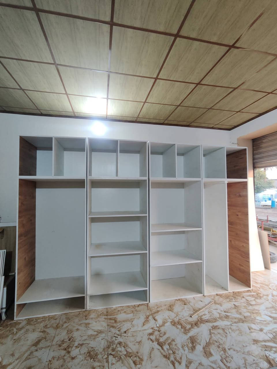 صمم كنتورك حسب ذوقك 
وعلينا التنفيذ 
مجموعة كناتير من اعمالنا 
العنوان خانقين داره كوناره 
مقابل محطة كه لات لتعبئة ماء الشرب 
***********
