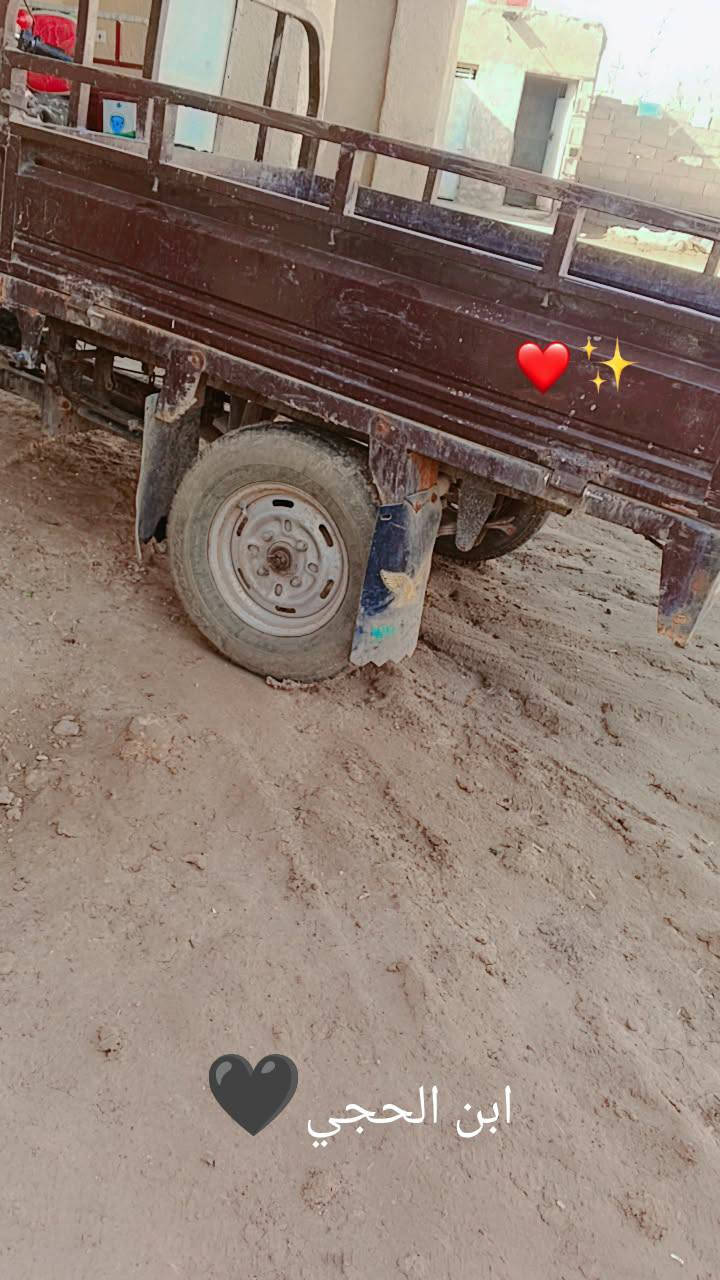 السلام عليكم ستوته للبيع دايوان موديل 11رقم بيض بسمي شراي رقم الهاتف  ***********
