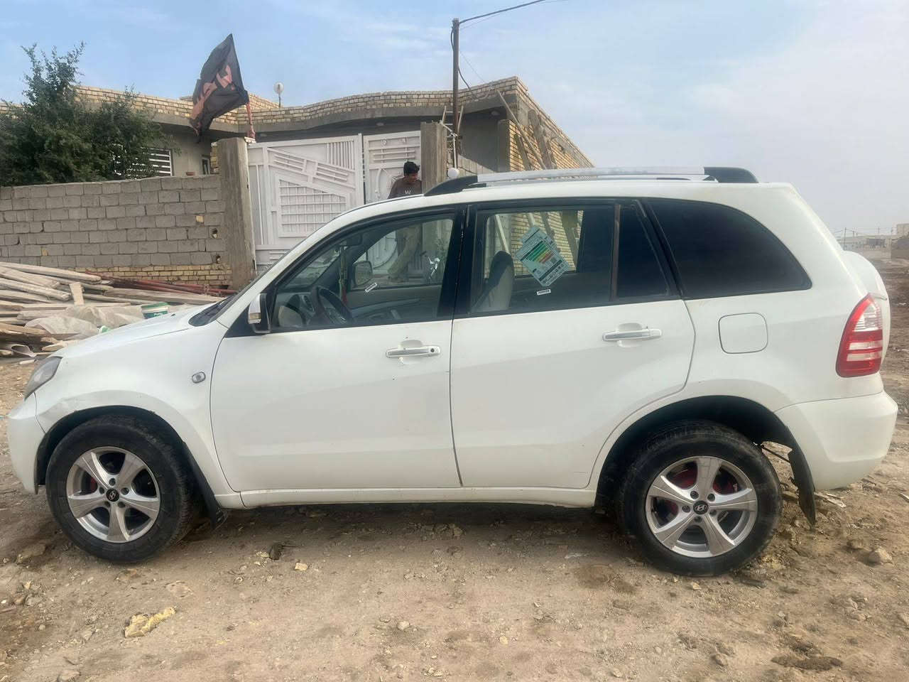 جن واي مزاد 2013 للبيع مكينه وكير مكفولات سياره مكينتها ناعمه دوخلها جديده سعرها 48كتابها كامل وكاله باسمي ***********
