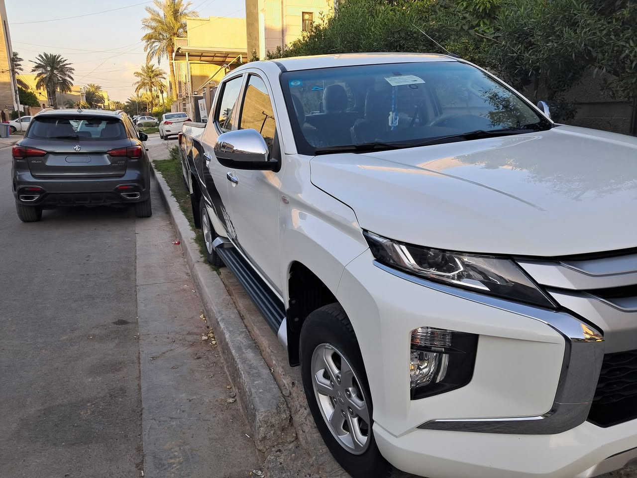 السلام عليكم .
للبيع مسيوبيشي بيكي موديل ٢٢ رقم بغداد بسمي مكفوله من كل النواحي .
عنوان بغداد شارع فلسطين  رقم ***********
