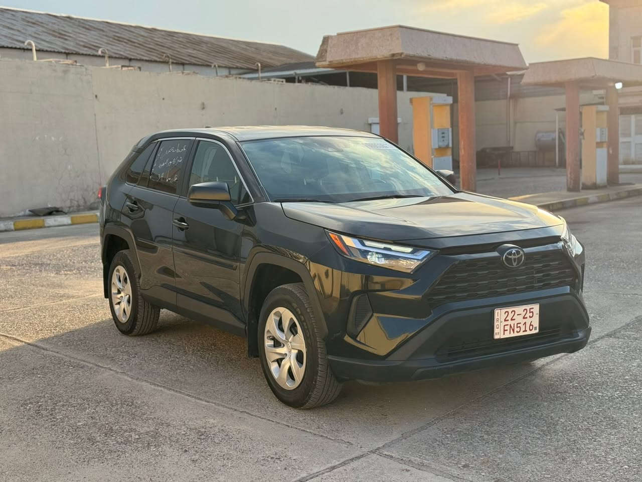 تويوتا رافور 2024 LE AWD
بجم و خلفى سياره كبس بلادى 💯
حادث خفيف : فقط بابين صبغ بدون دواخل 💯
رقم شاصى : 2T3F1RFV4RC463364
السعر : 210 و بيها مجال بسيط 
محرك 4 سلندر : 2500 🚀
حجر گزوز لايتات رادار راديتر بگلايد دعامى بلاد ‭ 💯
بدون ايرباگ جميع ايرباگات سليمه بلادى 💯
سياره ماشييه زيرو  : 11 الف ميل 
‎موصفات 
‎فور ويل 
شاشه الكترونيه
‎بريك بصمه 
‎نضام HOLD
‎رادار امامى 
‎رادار جوانب 
‎رادار خلف 
‎رادار خط شارع 
‎تبريد قطعتين 
‎دبريت لامس 
‎ليد على جوانب 
‎لايد زينون بيلادي 
سياره شرط ترقيم اربيل سليماني دهوك 
اتصال او واتساب: ‭***********
